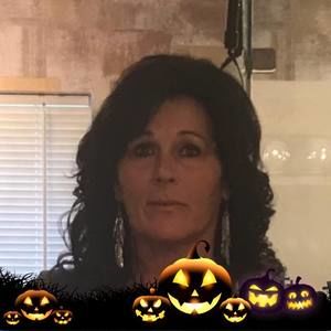 Meet your Posher, Lucy